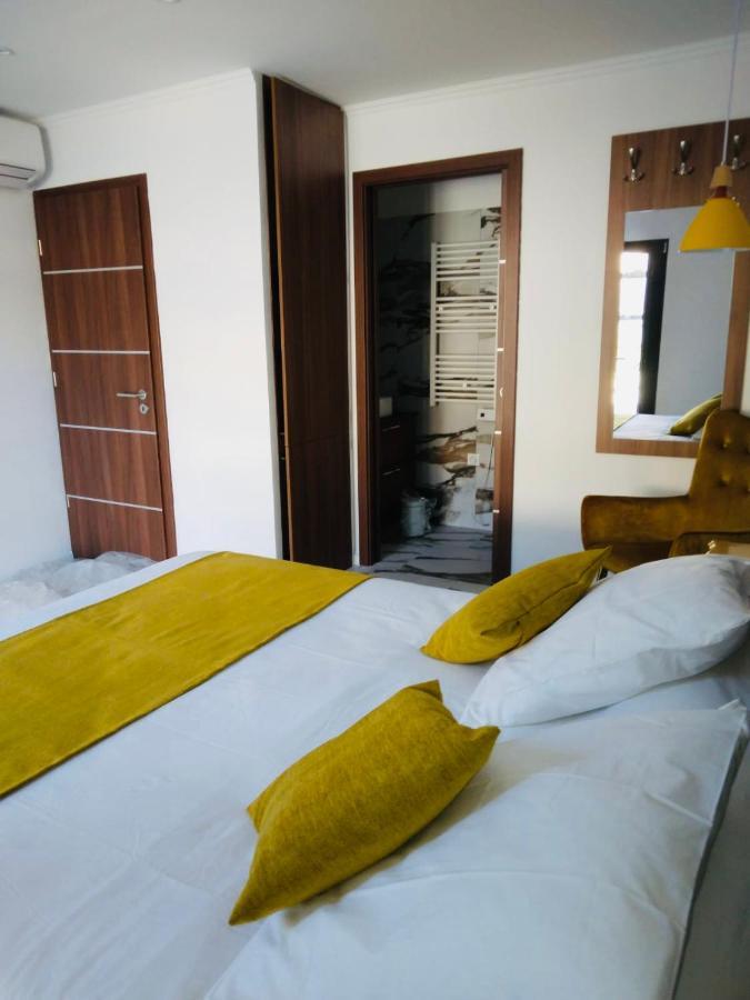 A Casa Di Jo Bed and Breakfast Calenzana Εξωτερικό φωτογραφία